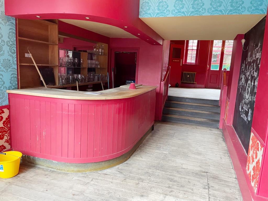 Lot: 119 - PRIME CITY CENTRE FREEHOLD PROPERTY WITH POTENTIAL -